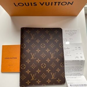 Brand New Louis Vuitton Desk Agenda Cover in Monogram